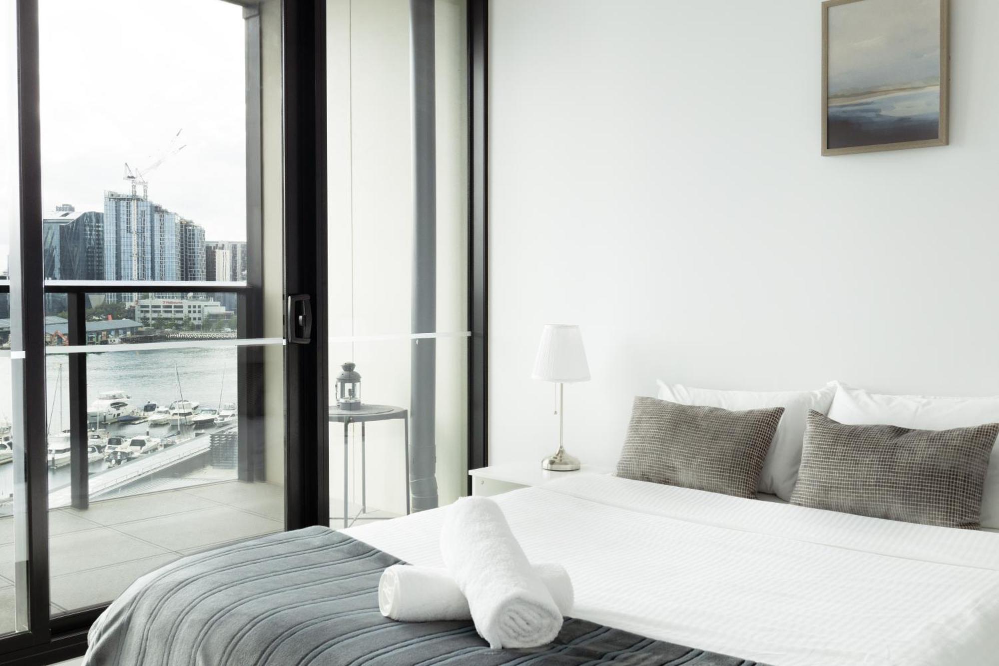 Pars Apartments - Collins Wharf Waterfront, Docklands Melbourne Bagian luar foto