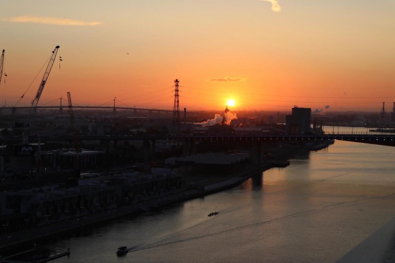 Pars Apartments - Collins Wharf Waterfront, Docklands Melbourne Bagian luar foto
